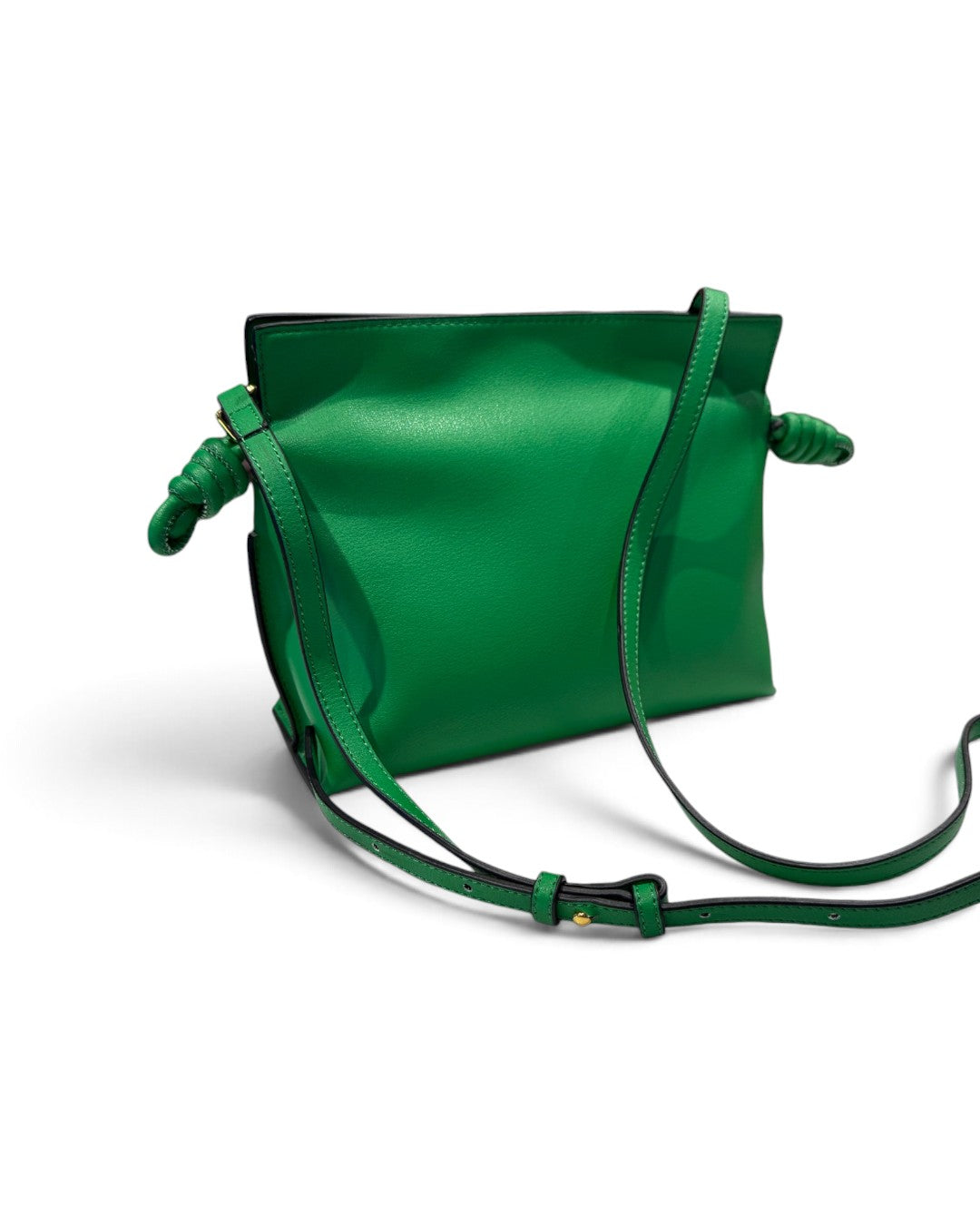 SILKEN TOUCH & TIMELESS KNOT: NAPPA LEATHER DRAWSTRING CLUTCH BAG