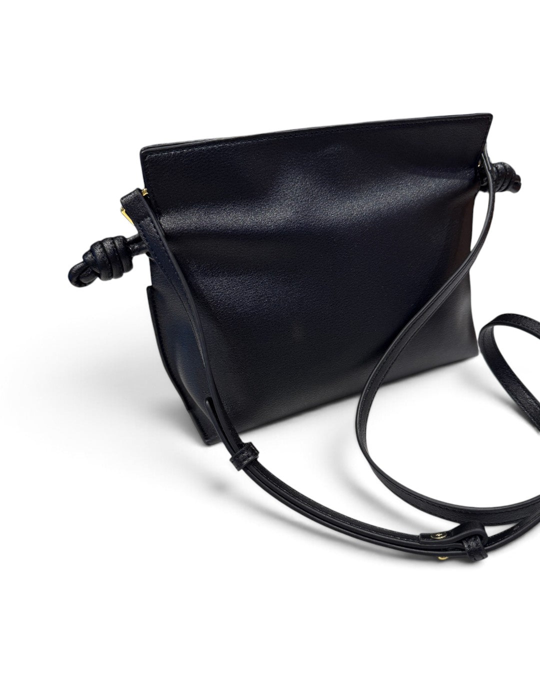 SILKEN TOUCH & TIMELESS KNOT: NAPPA LEATHER DRAWSTRING CLUTCH BAG