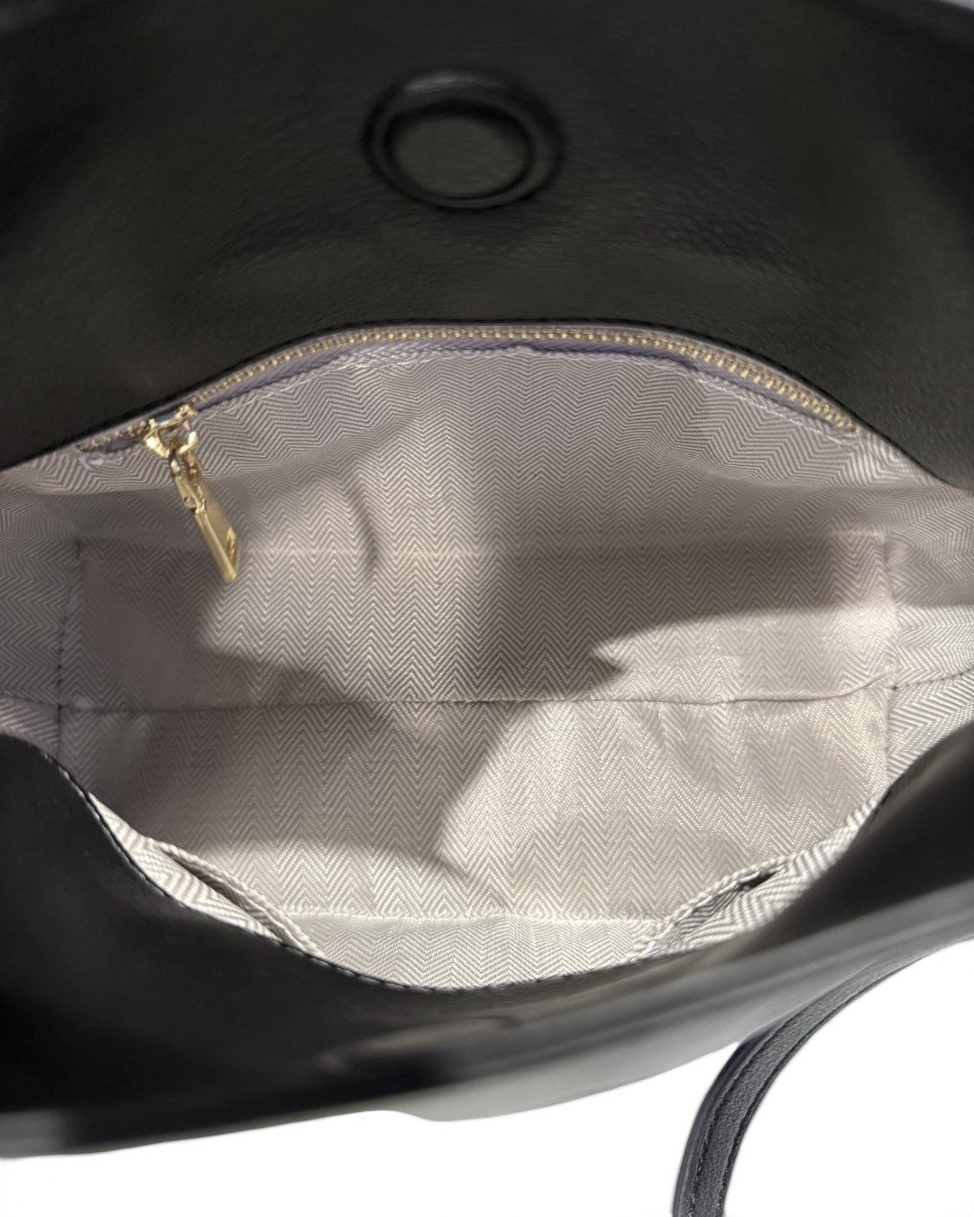 SILKEN TOUCH & TIMELESS KNOT: NAPPA LEATHER DRAWSTRING CLUTCH BAG