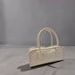 ELEGANT STRUCTURE IN EVERYDAY MOTION: ITALIAN LEATHER HORIZONTAL 2WAY BAG