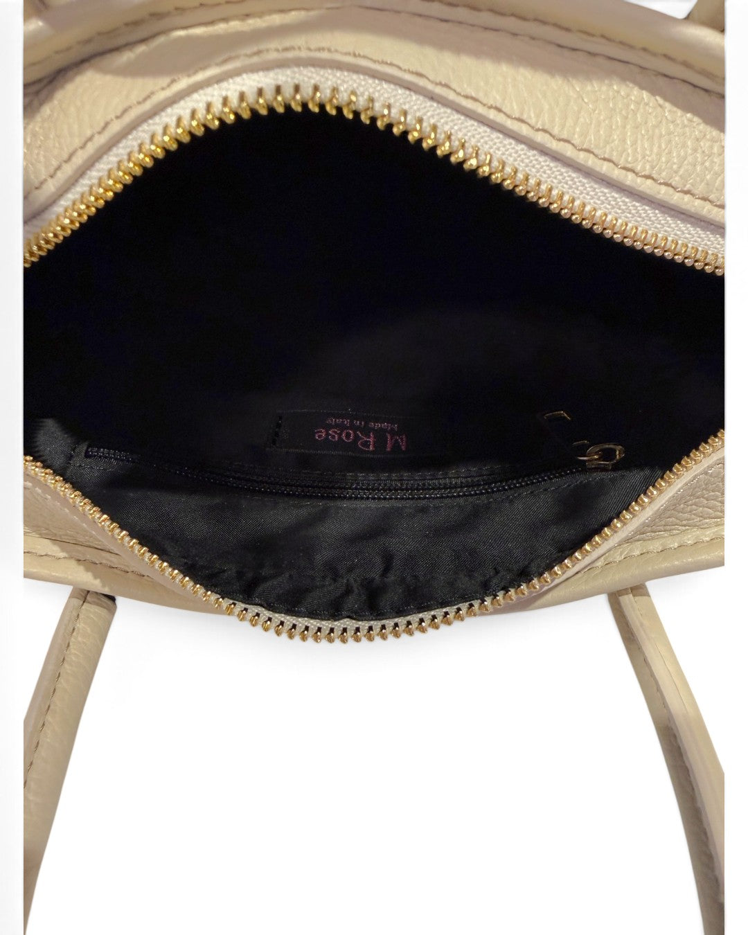 ELEGANT STRUCTURE IN EVERYDAY MOTION: ITALIAN LEATHER HORIZONTAL 2WAY BAG