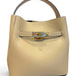 AN EMBRACE OF ITALIAN ELEGANCE: LEATHER SQUARE CROIX 2WAY BAG