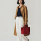 J.B. ATTIRE NEW YORK BAG MINI レッド モデル着用